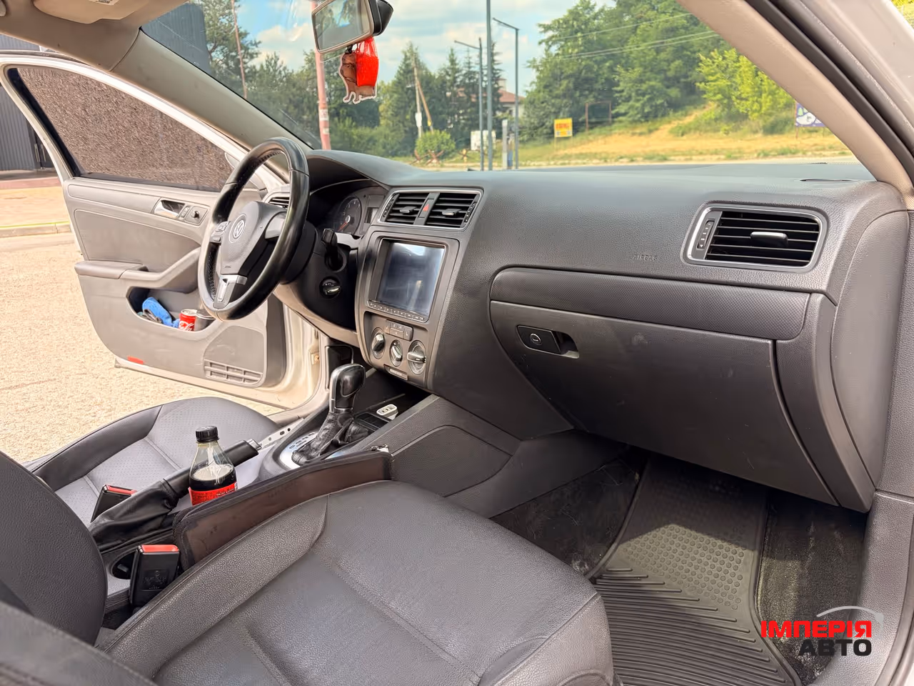 Volkswagen Jetta - фото 10