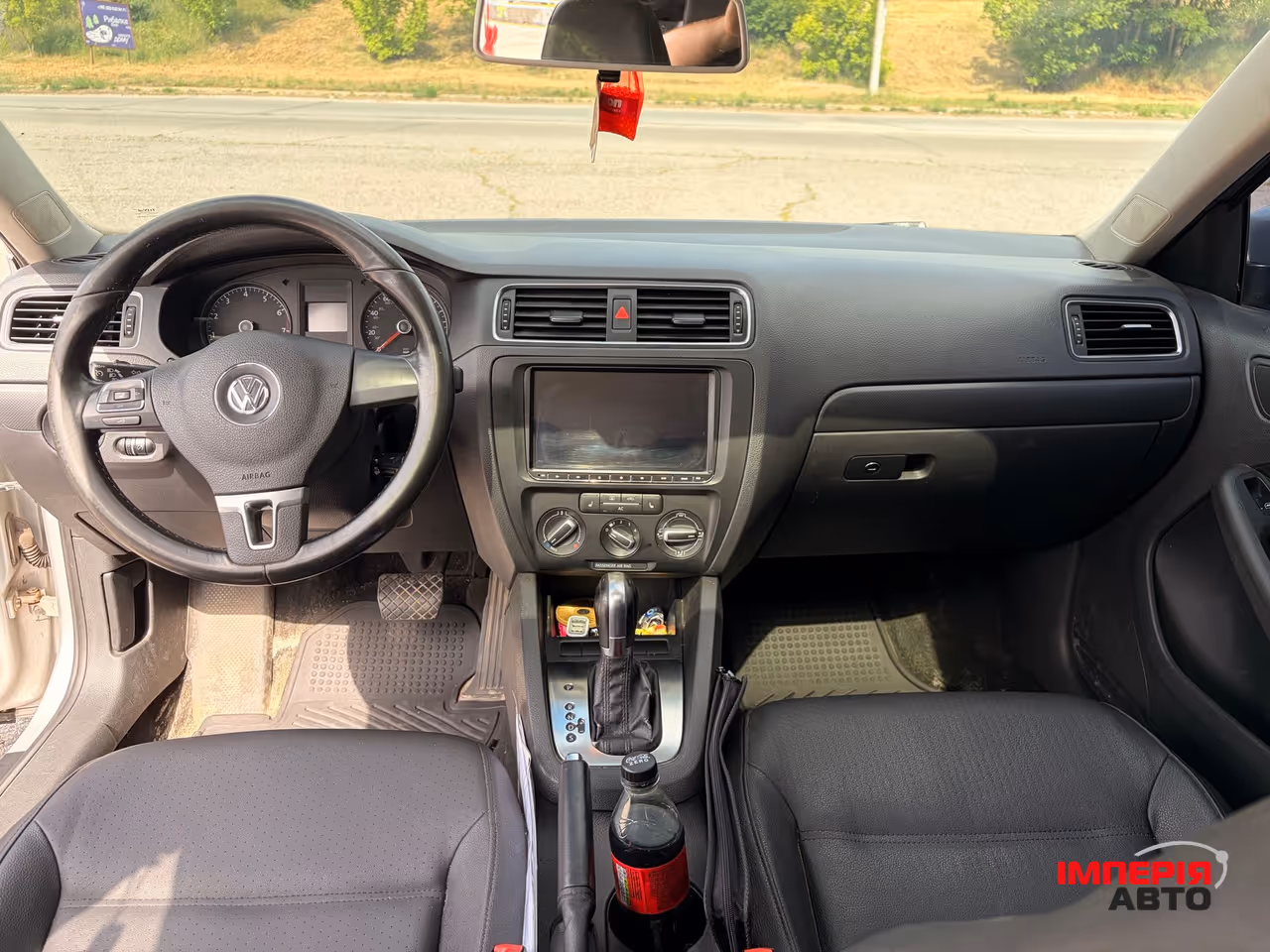 Volkswagen Jetta - фото 9
