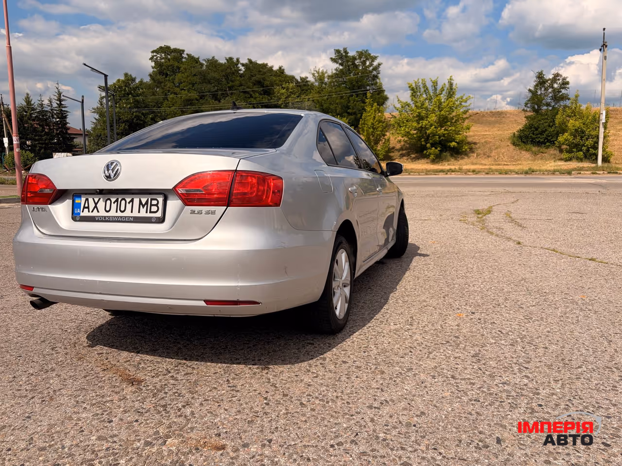 Volkswagen Jetta - фото 4