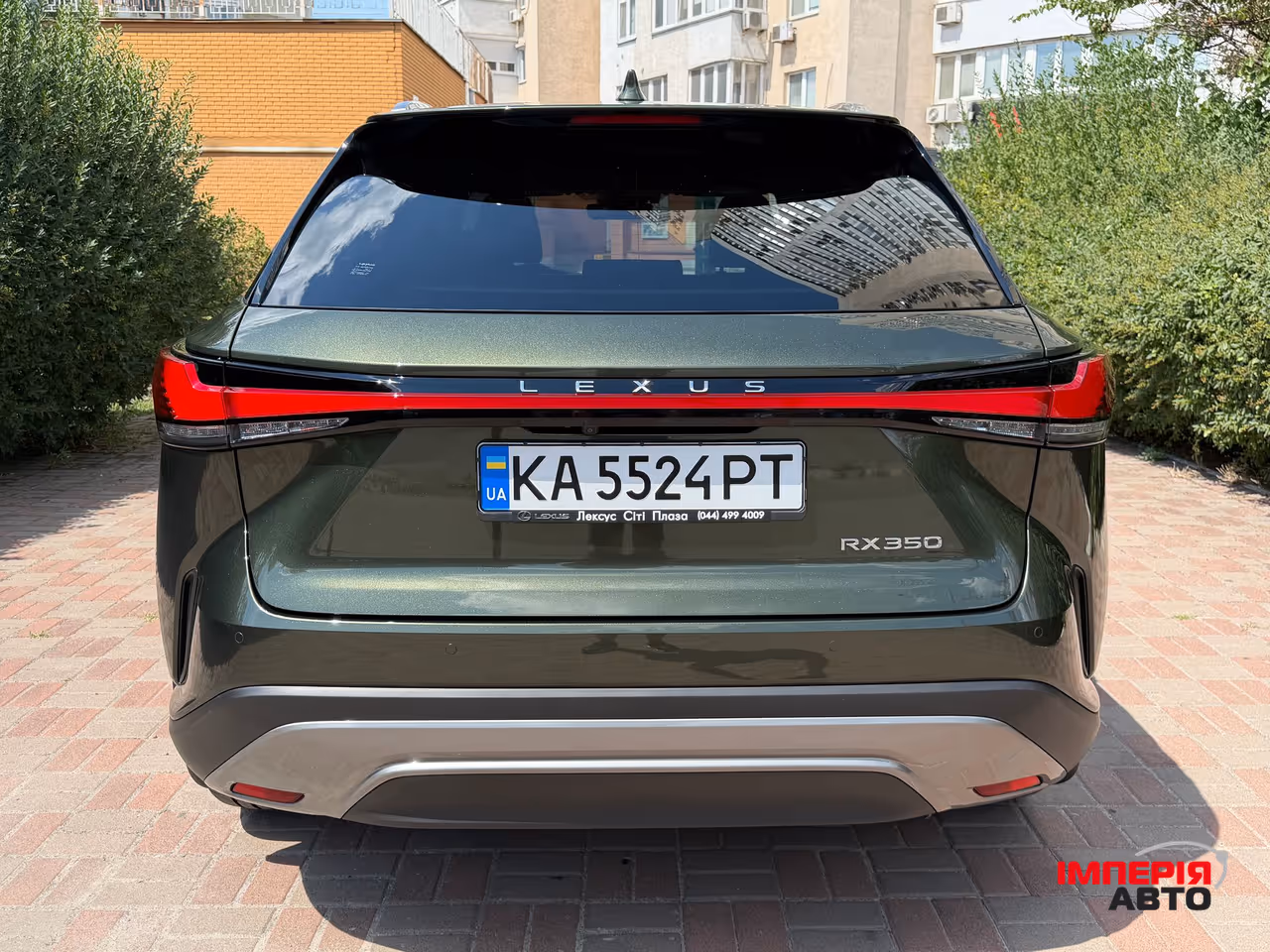 Lexus RX - фото 10
