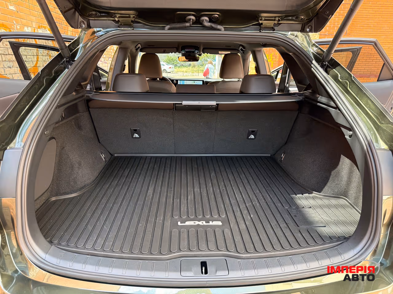 Lexus RX - фото 25