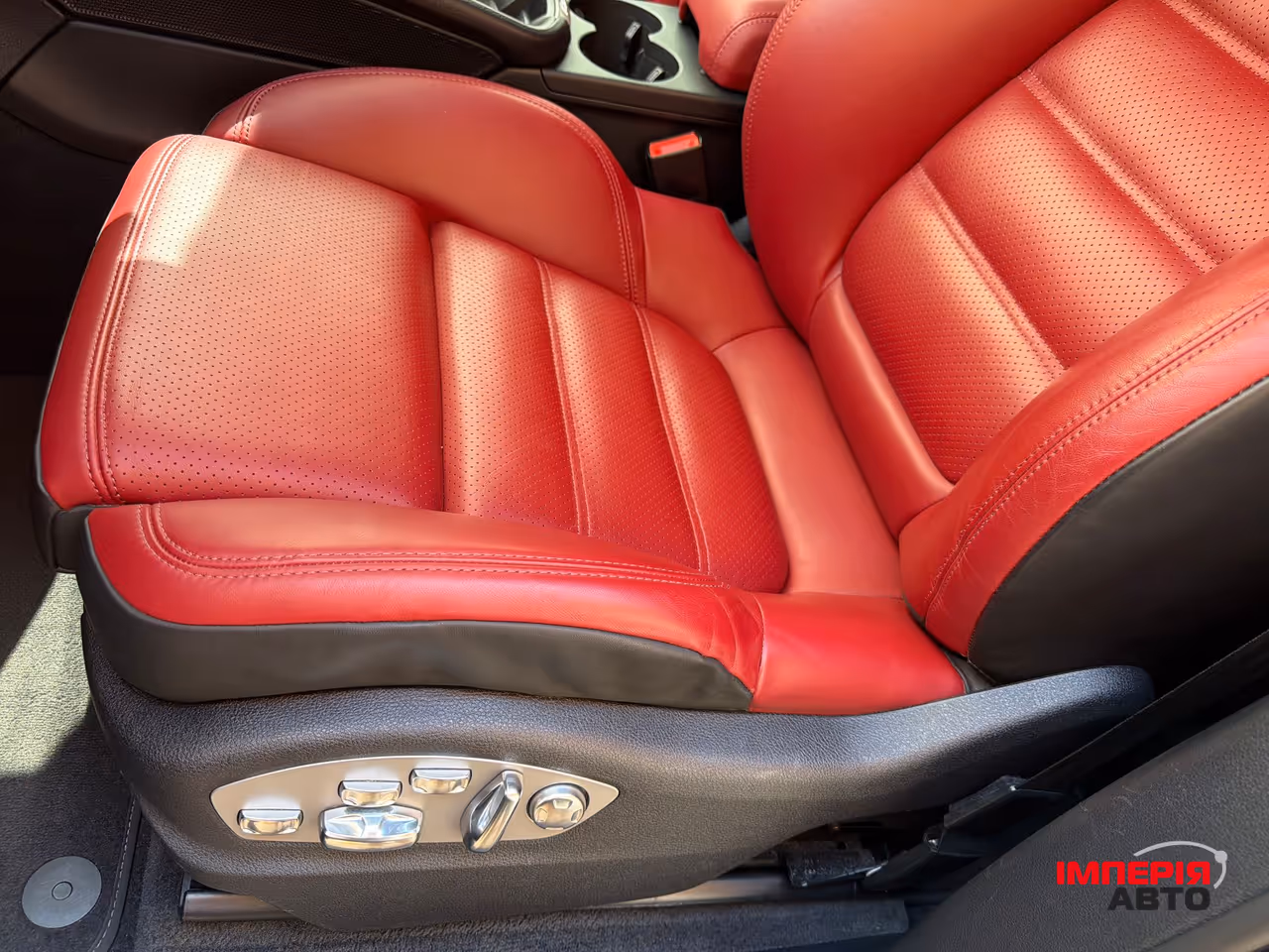 Porsche Macan - фото 16