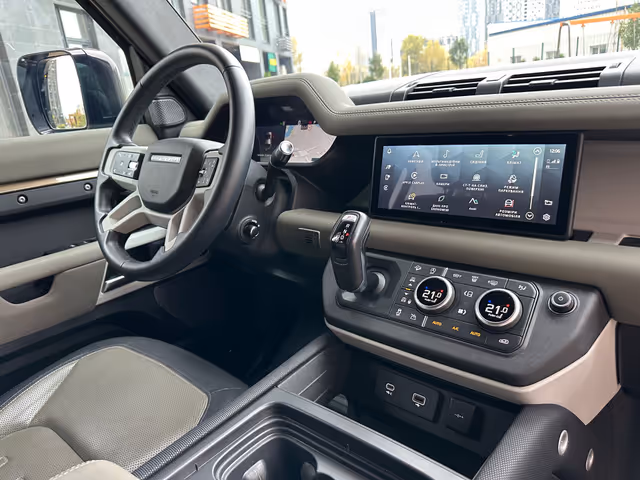 Land Rover Defender - зображення 4
