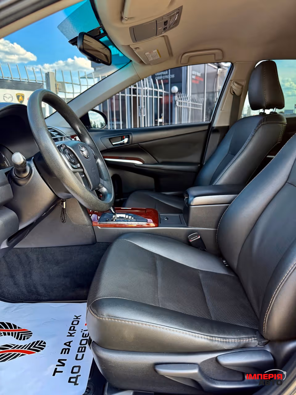 Toyota Camry - фото 8