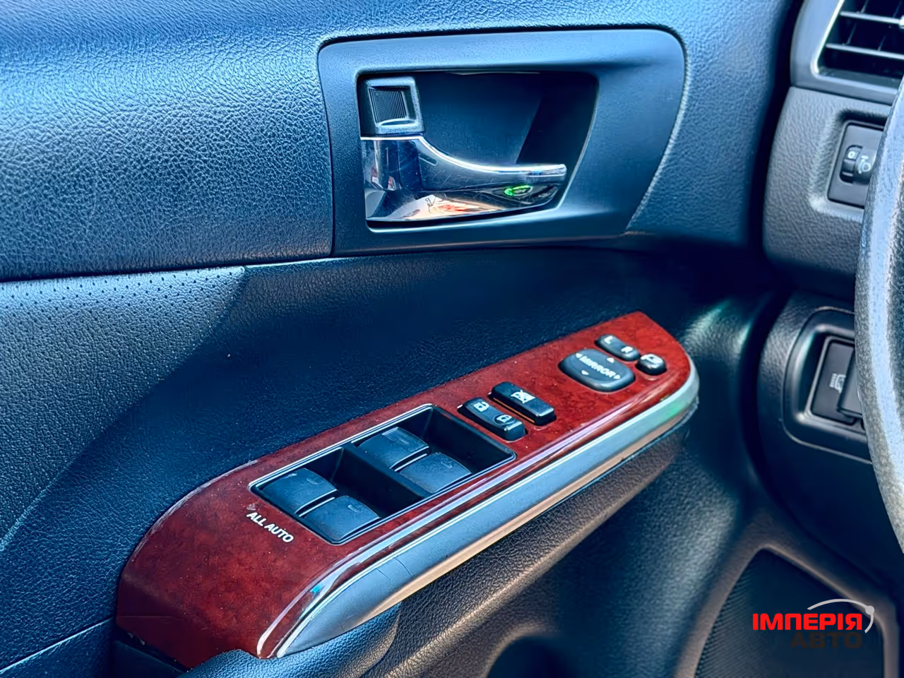 Toyota Camry - фото 15