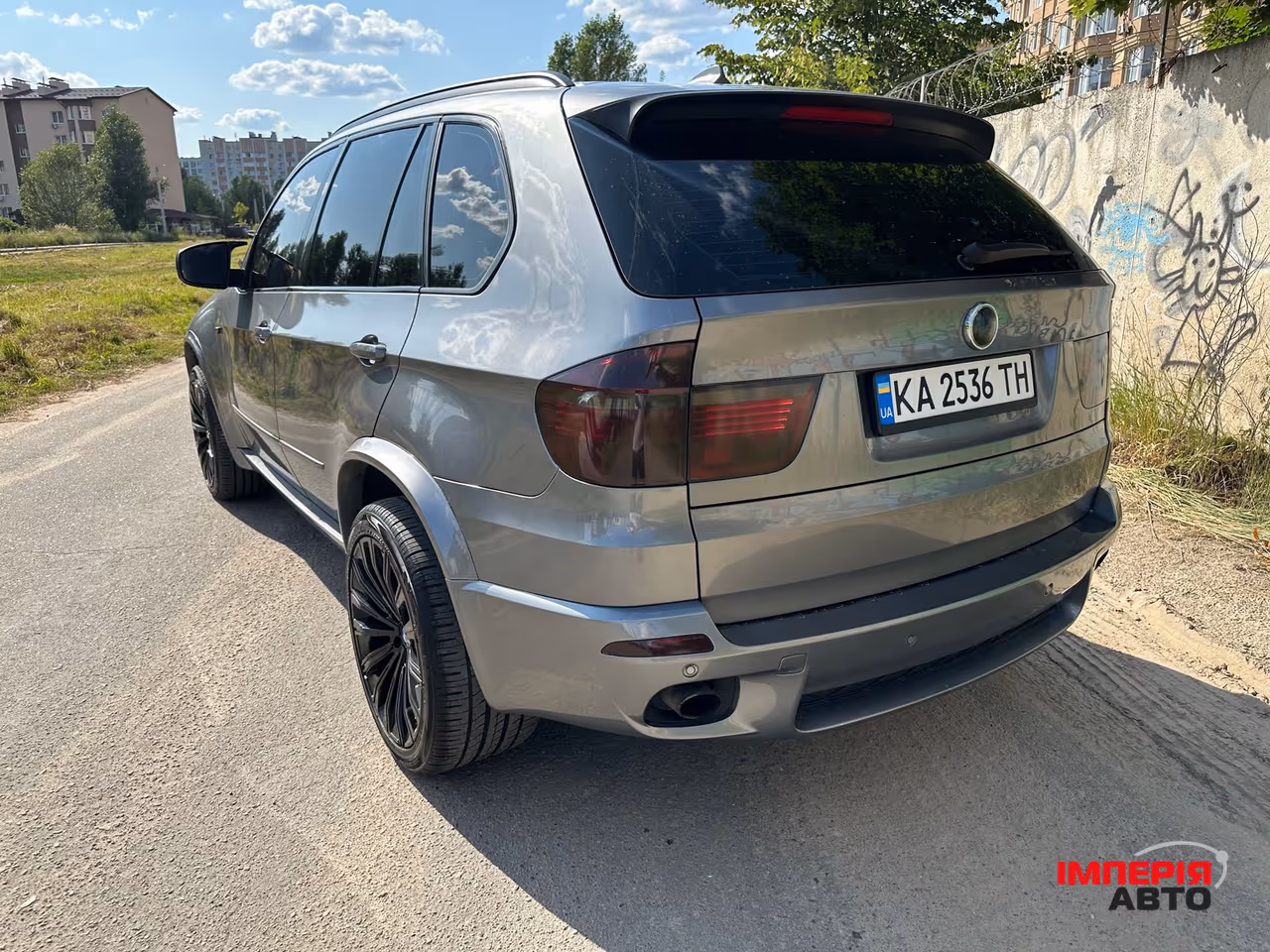 BMW X5 - фото 3