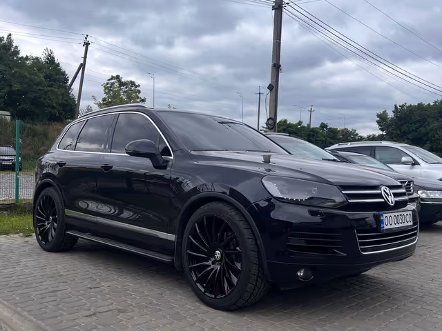 Volkswagen Touareg - зображення 1