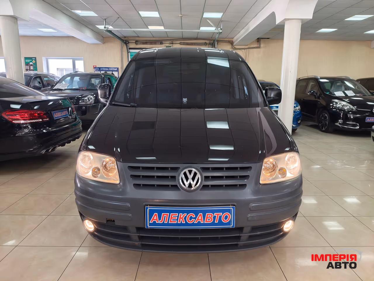 Volkswagen Caddy - фото 9