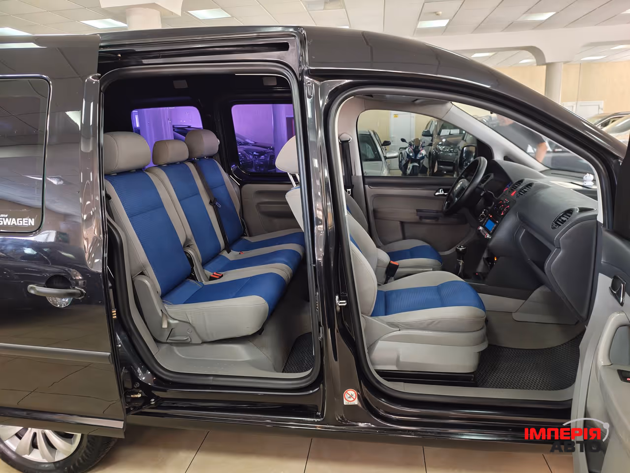 Volkswagen Caddy - фото 7