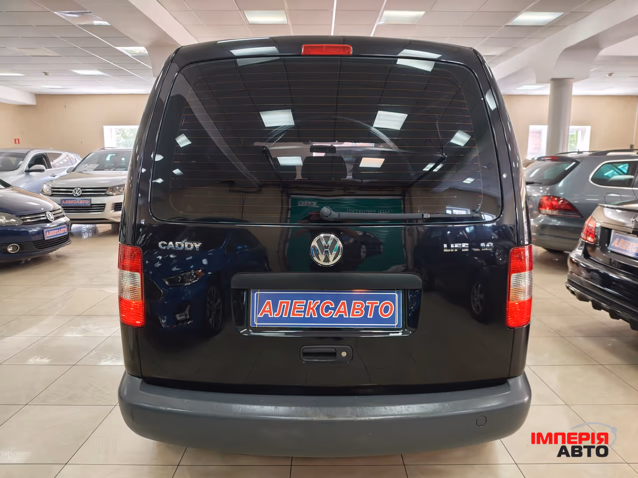Volkswagen Caddy - фото 5