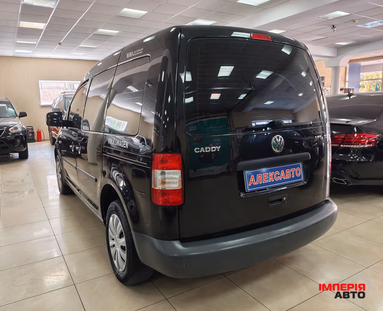 Volkswagen Caddy - фото 4