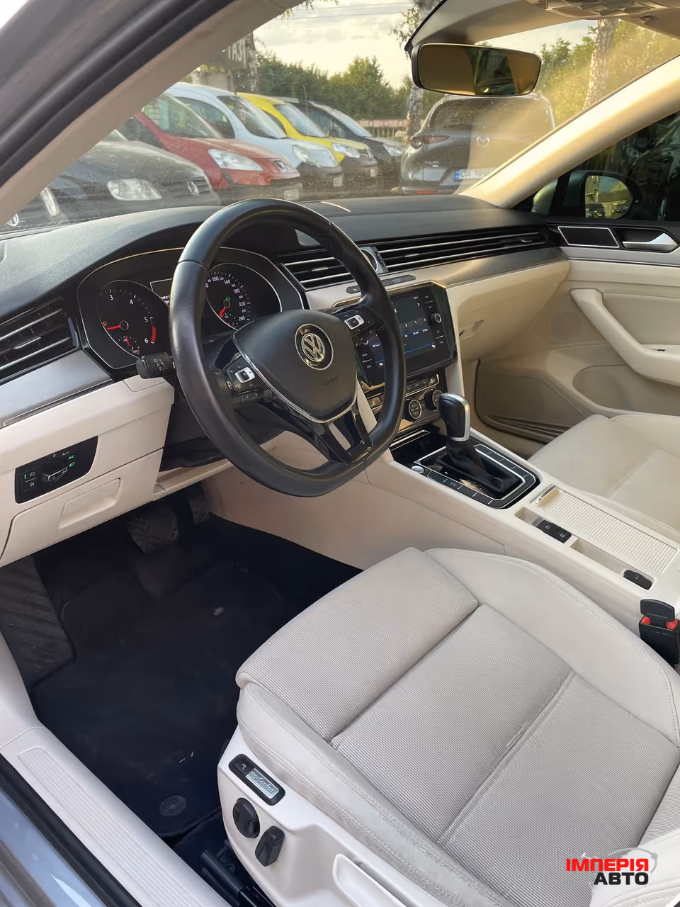 Volkswagen Passat - фото 5