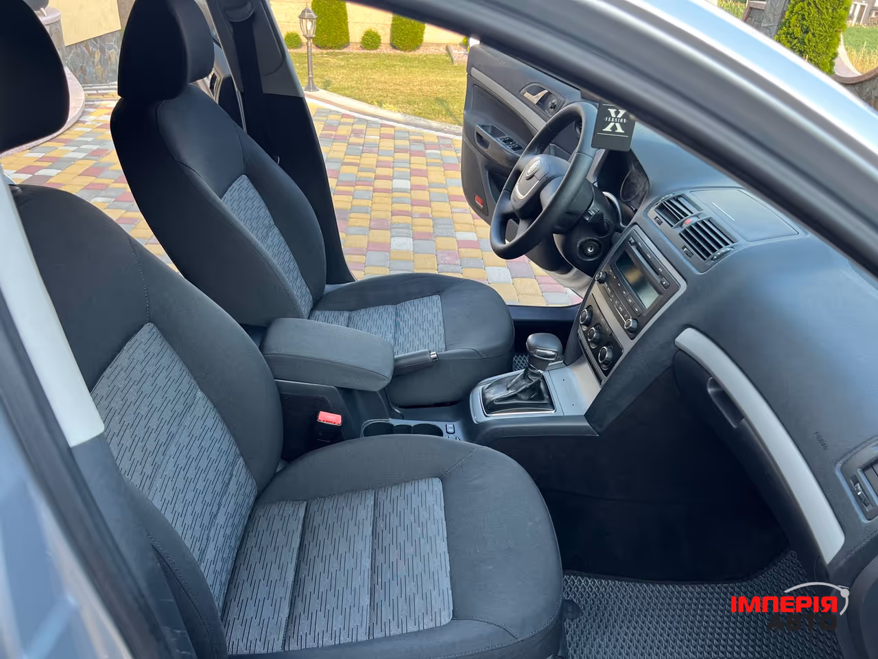 Skoda Octavia - фото 23