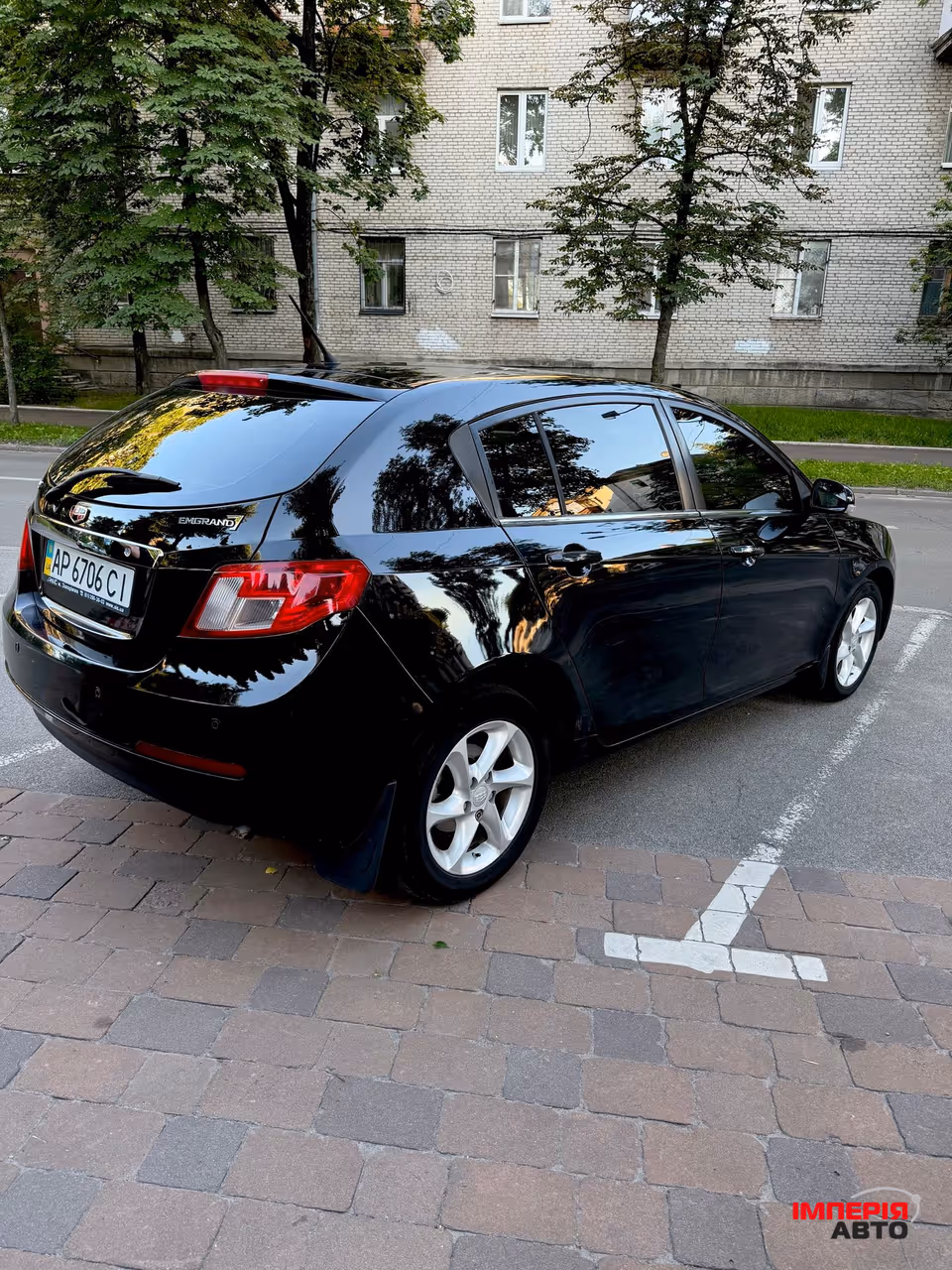 Geely Emgrand 7 - фото 8