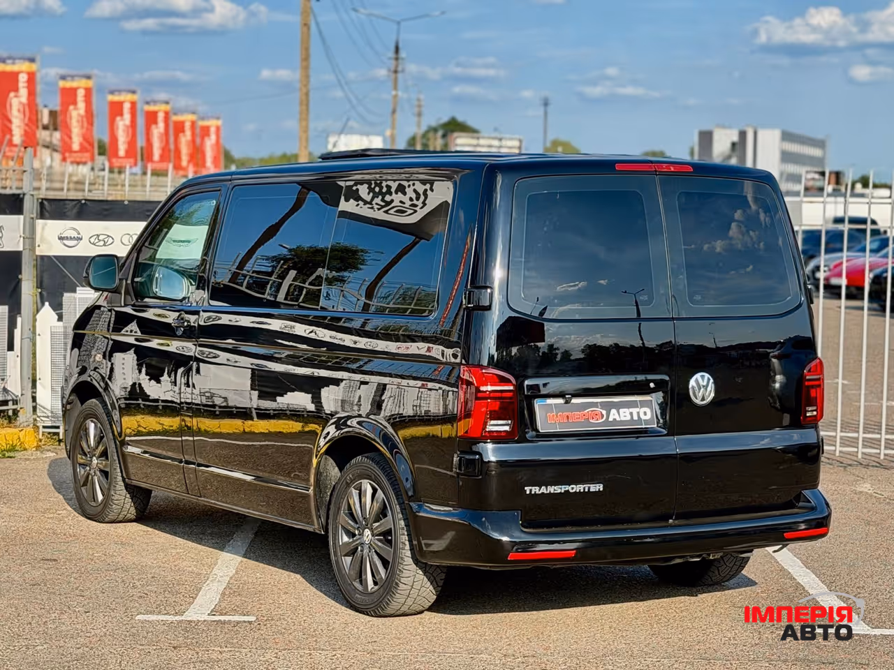 Volkswagen Transporter - фото 6