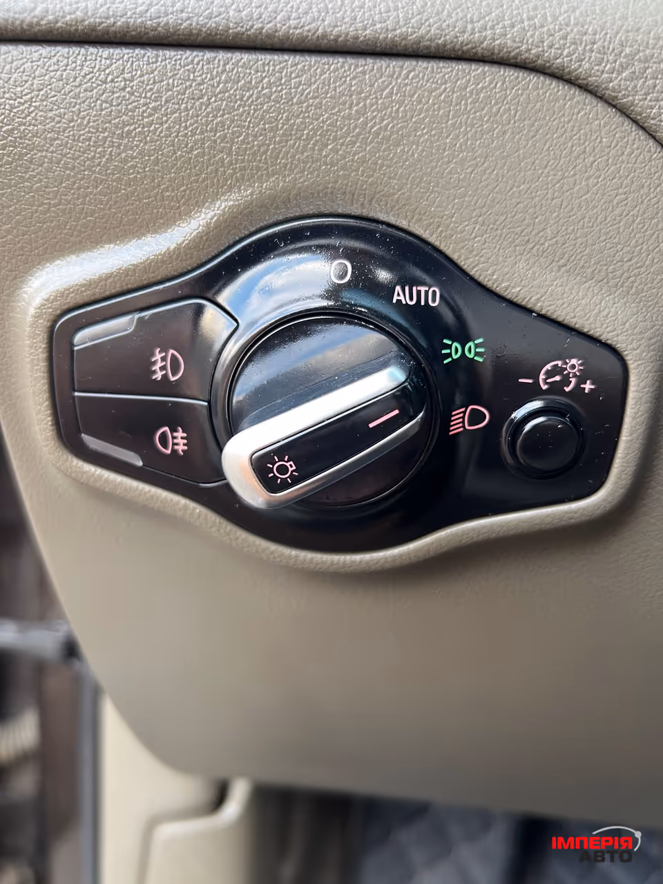 Audi Q5 - фото 15
