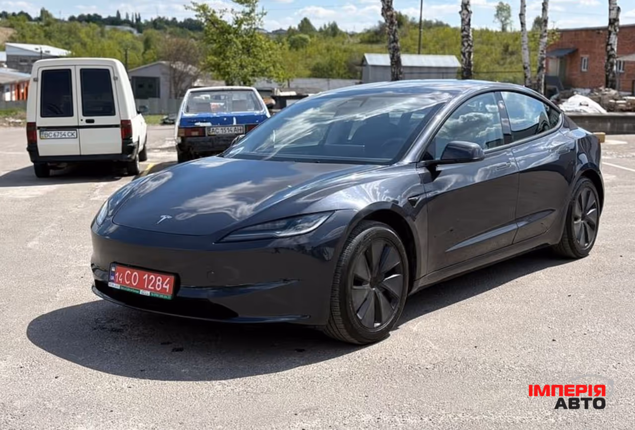 Tesla Model 3 - фото 2