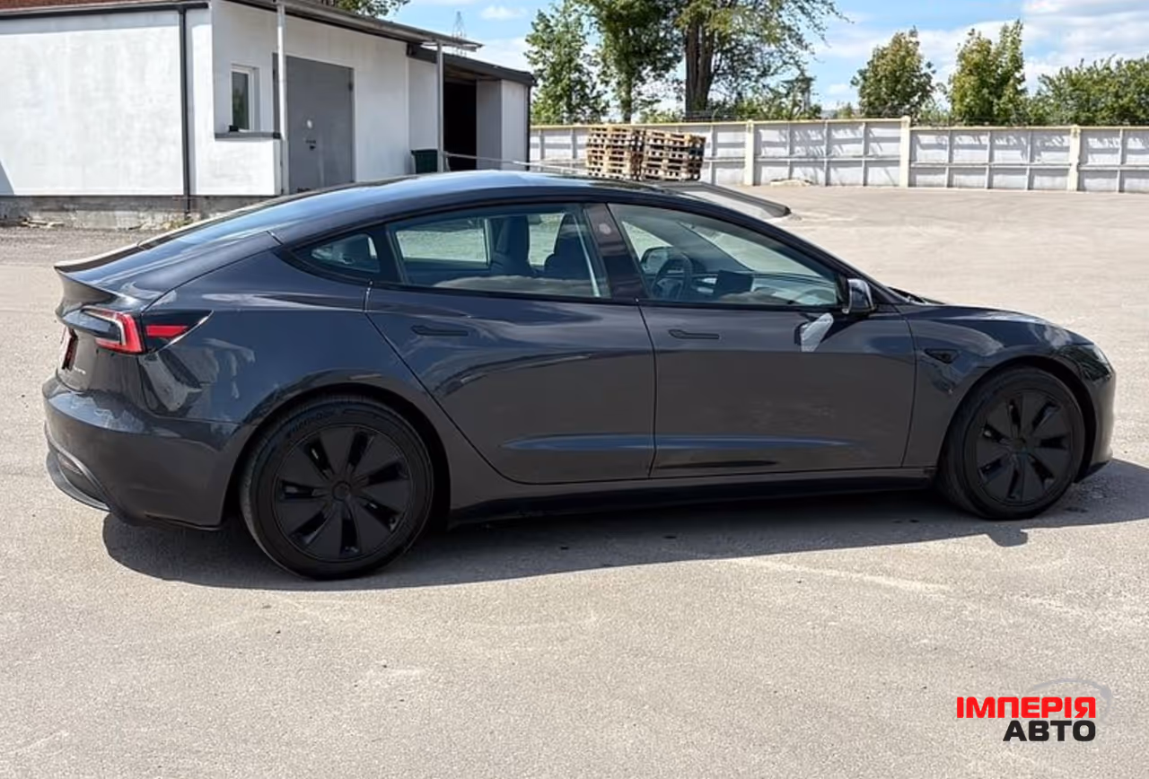 Tesla Model 3 - фото 6
