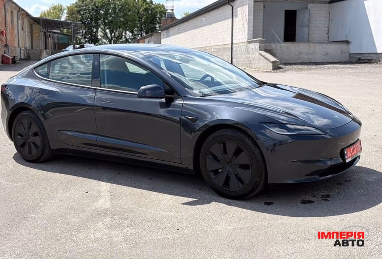 Tesla Model 3 - фото 5