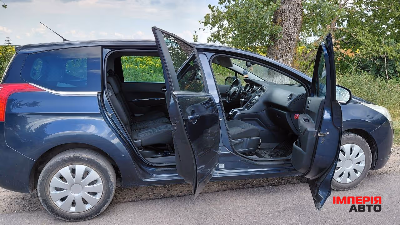 Peugeot 5008 - фото 4