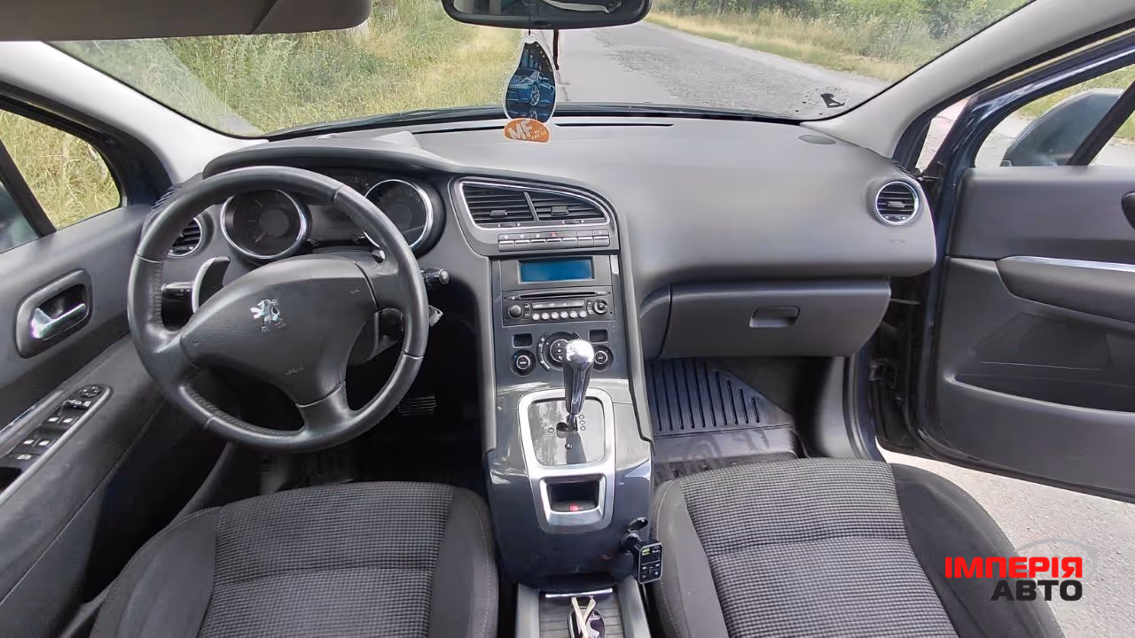 Peugeot 5008 - фото 7
