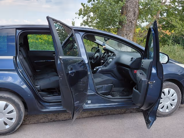 Peugeot 5008 - зображення 4