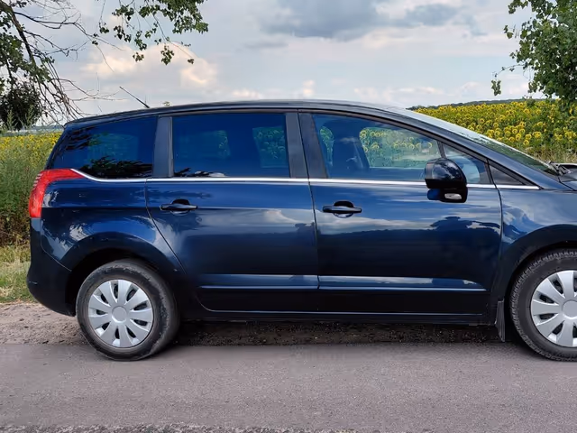 Peugeot 5008 - зображення 3