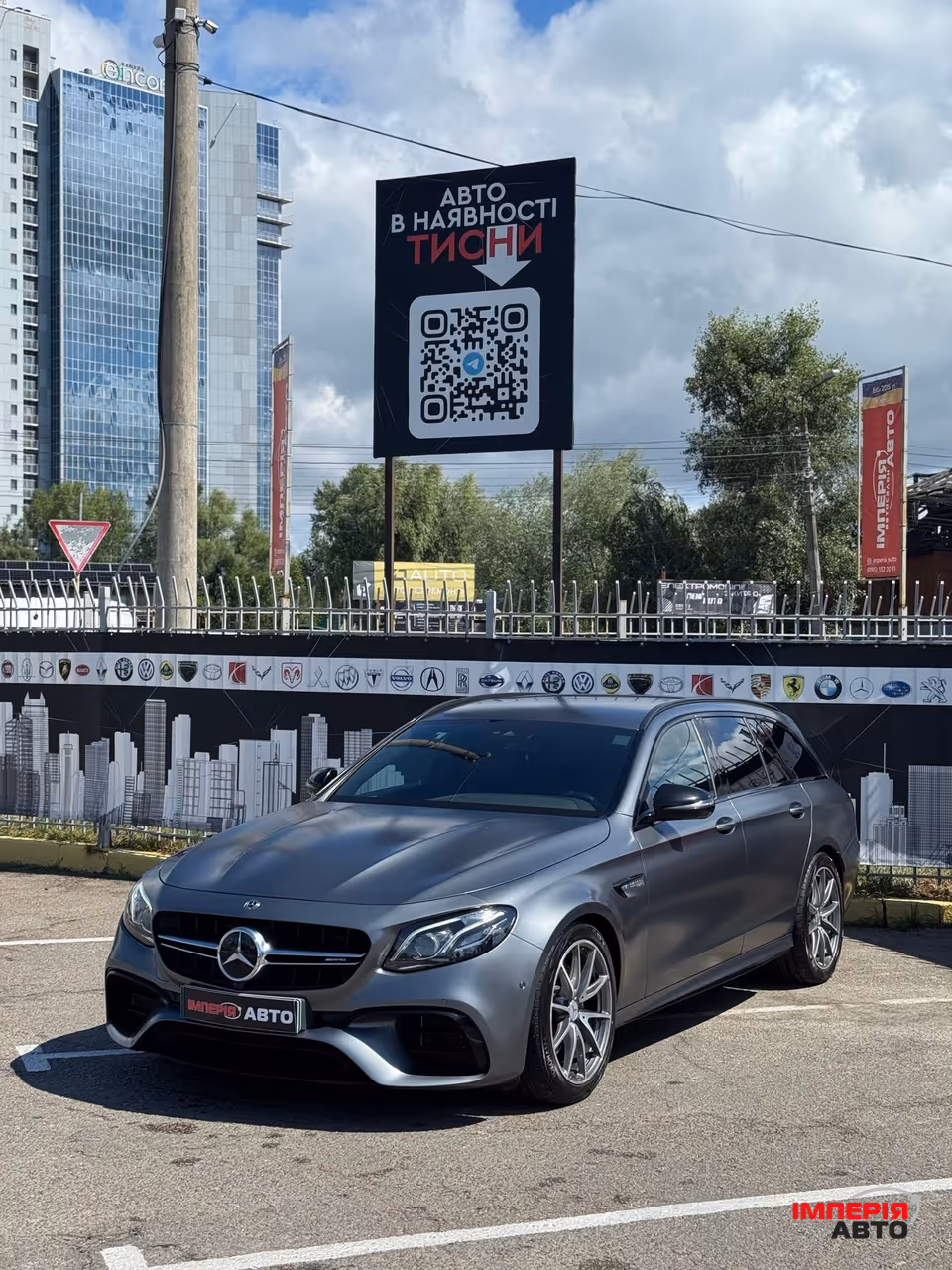 Mercedes-Benz AMG GT - фото 1