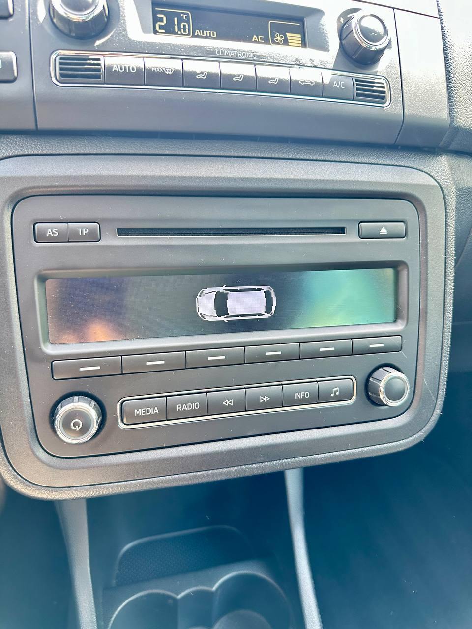 Skoda Fabia - фото 15