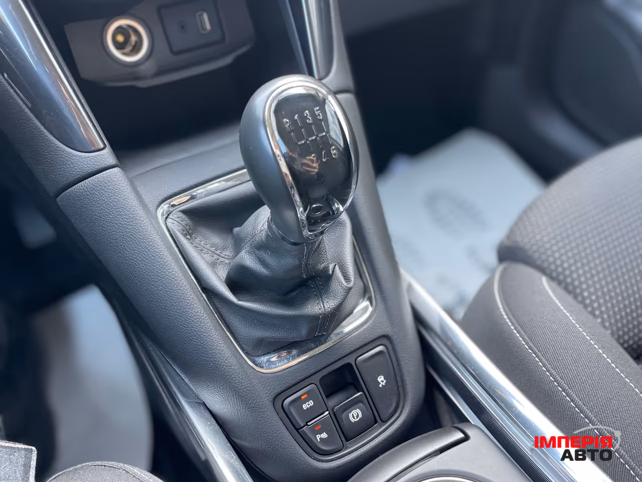 Opel Zafira - фото 31