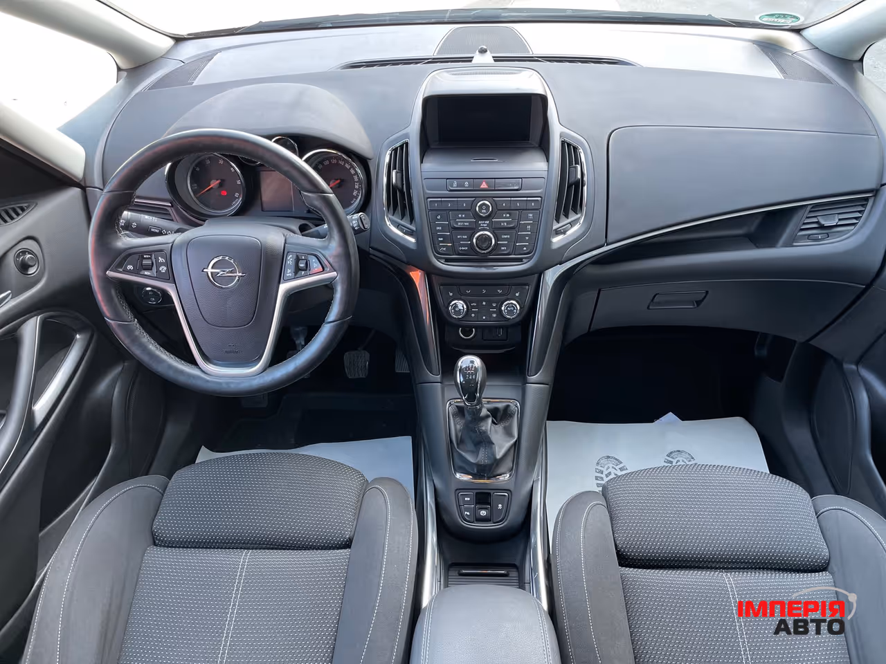 Opel Zafira - фото 3