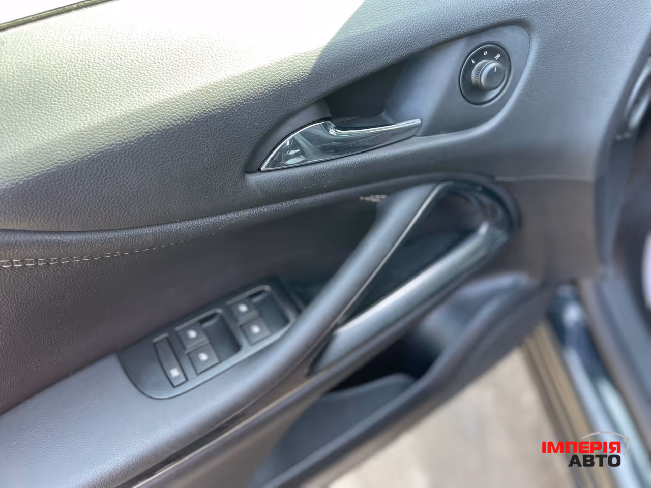 Opel Zafira - фото 14
