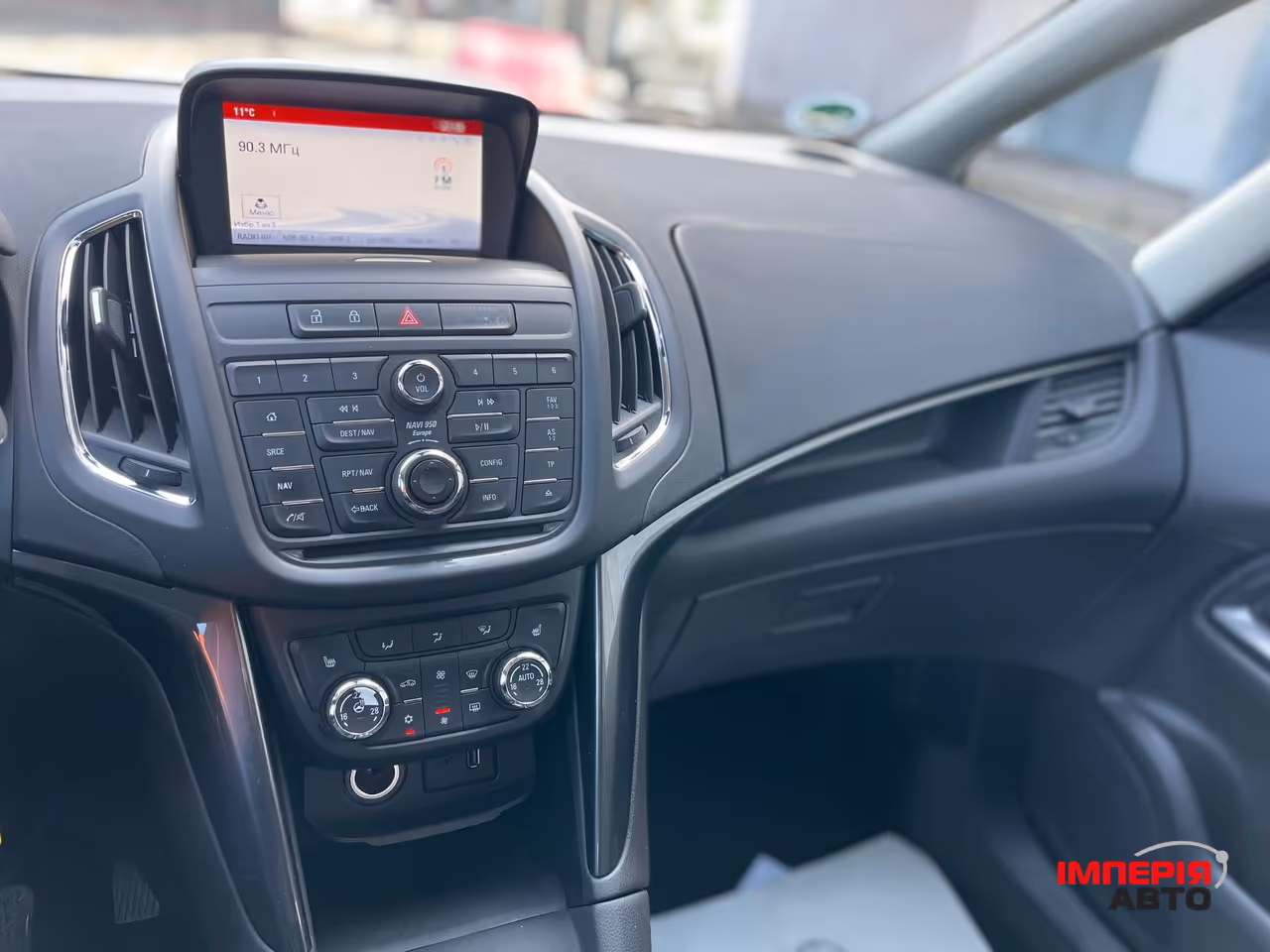 Opel Zafira - фото 25
