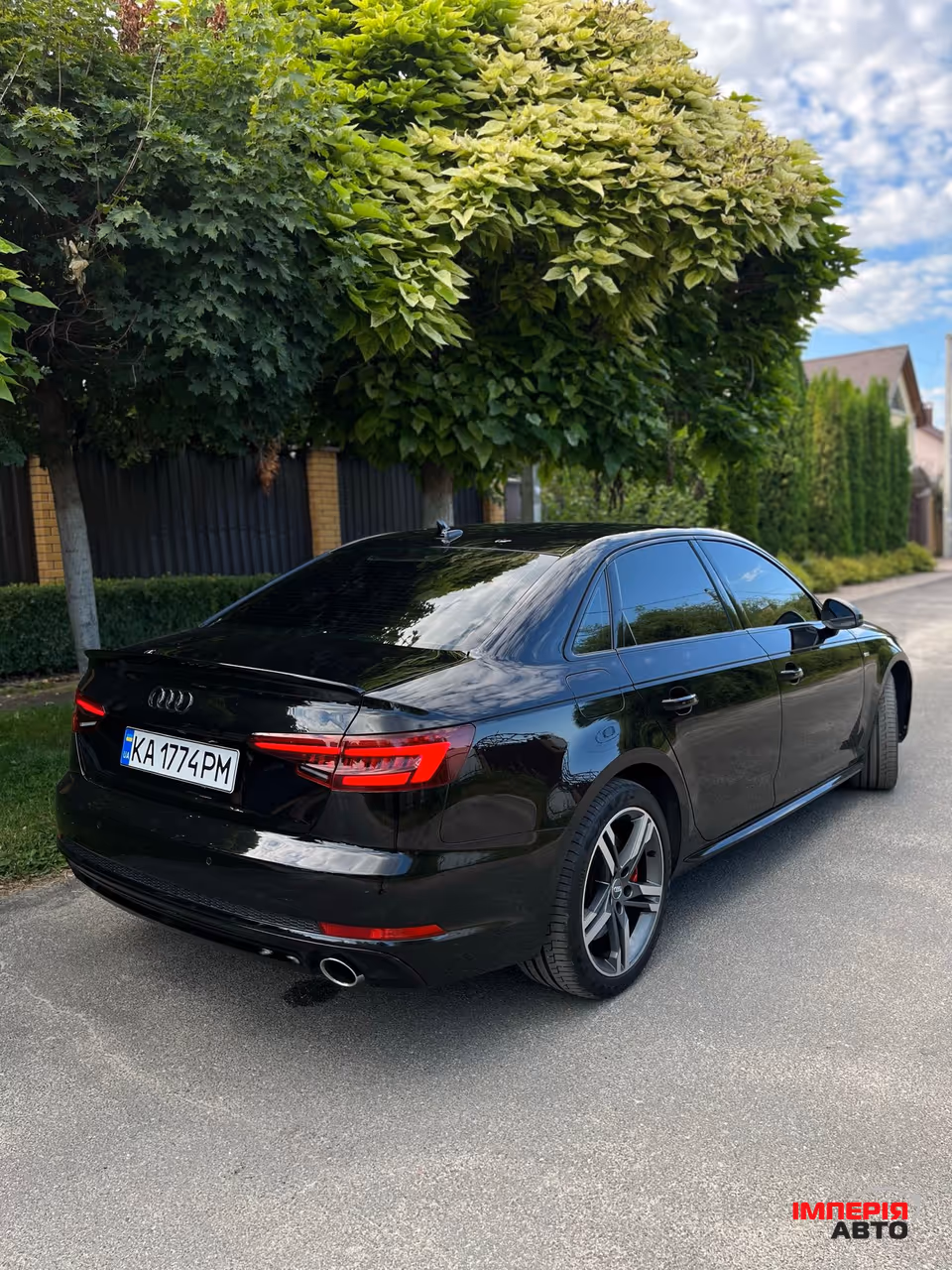 Audi A4 - фото 6