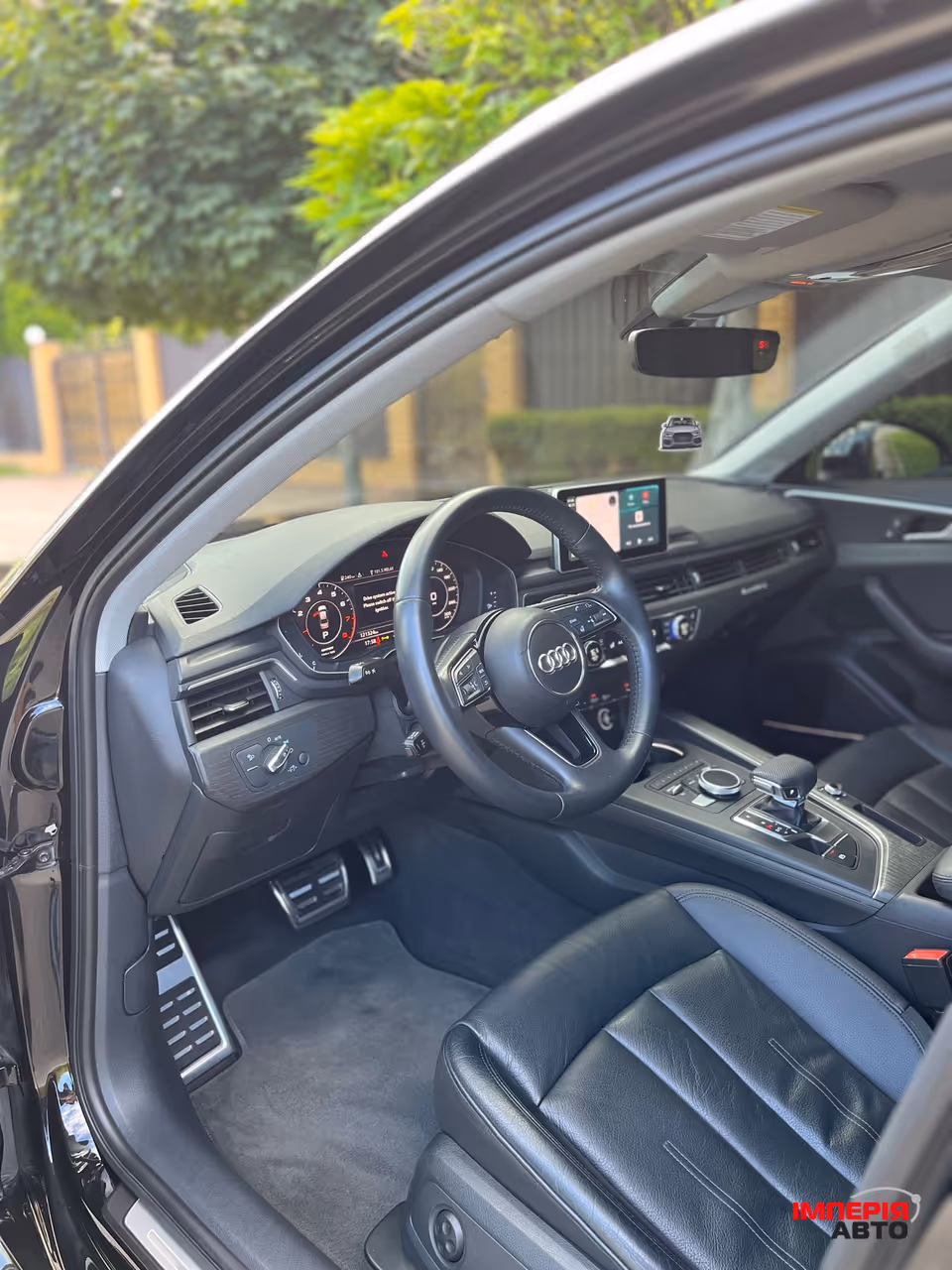 Audi A4 - фото 12