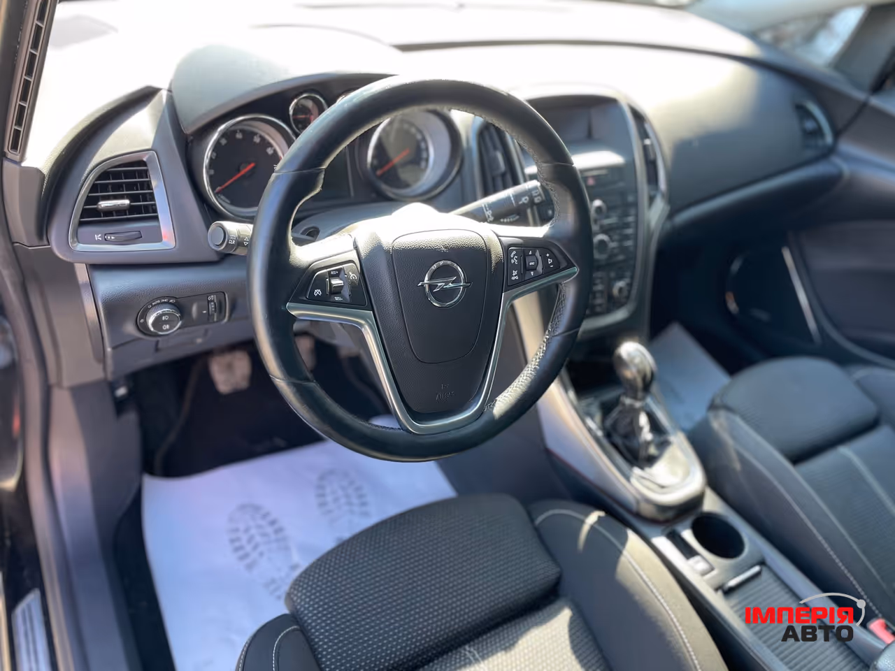Opel Astra - фото 21
