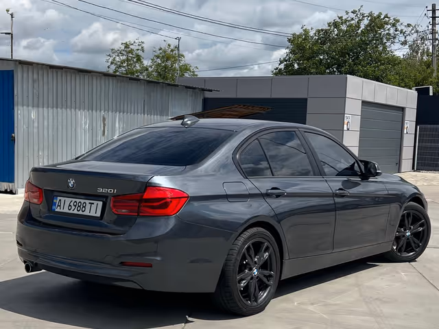 BMW 3 серії - зображення 3