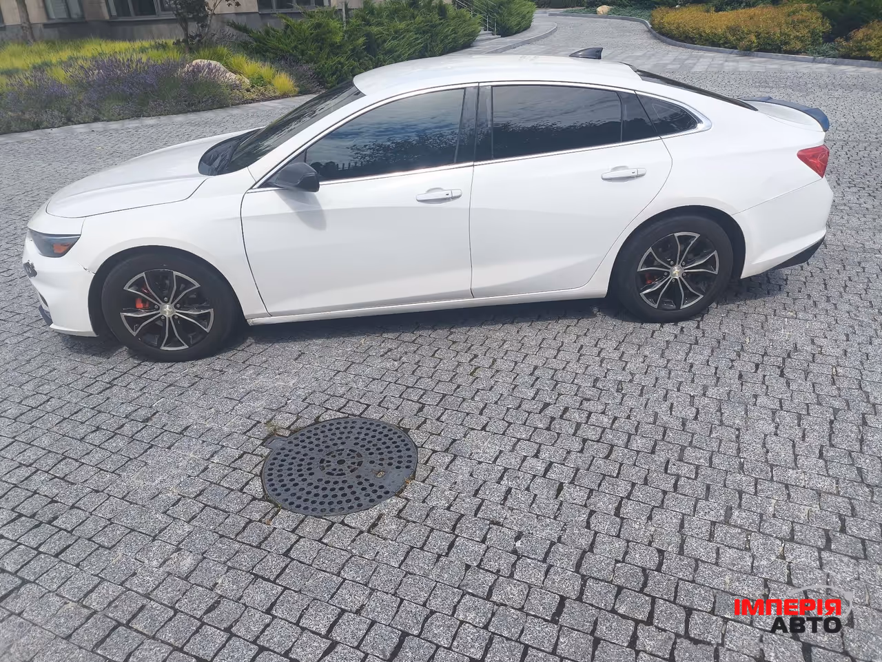 Chevrolet Malibu - фото 1