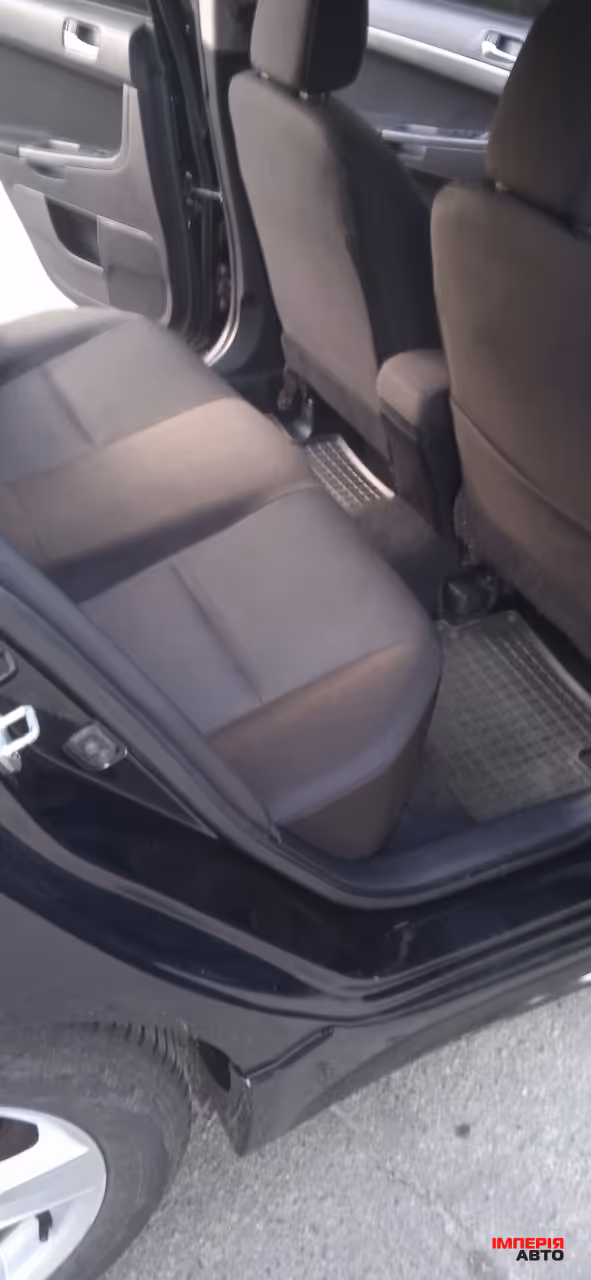 Mitsubishi Lancer - фото 13