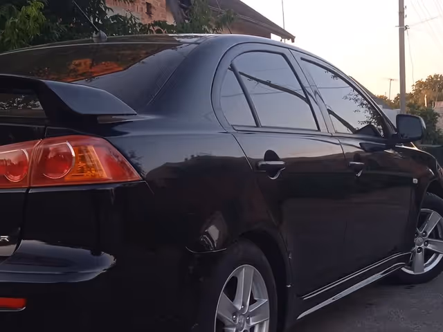 Mitsubishi Lancer - зображення 5