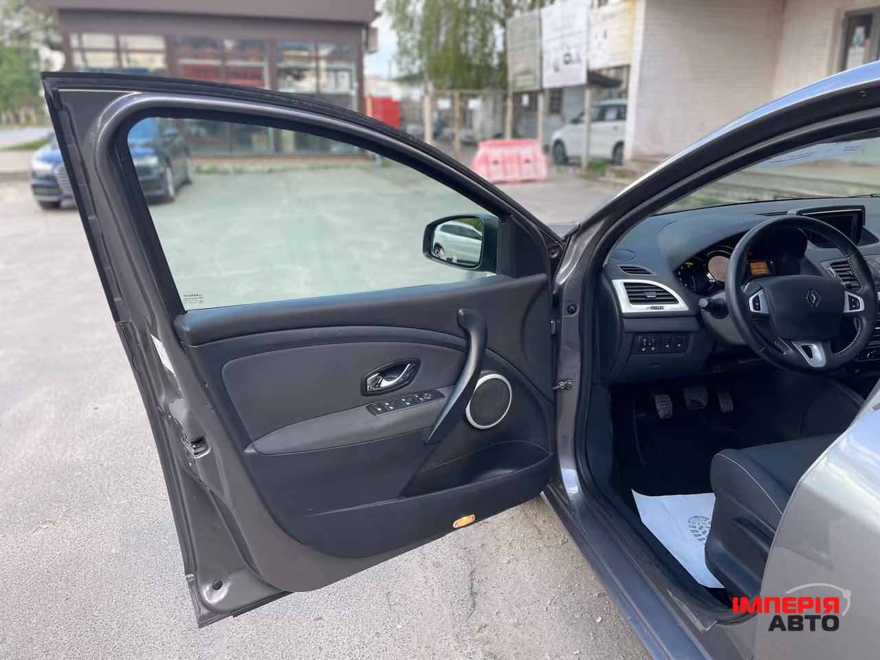 Renault Megane - фото 13