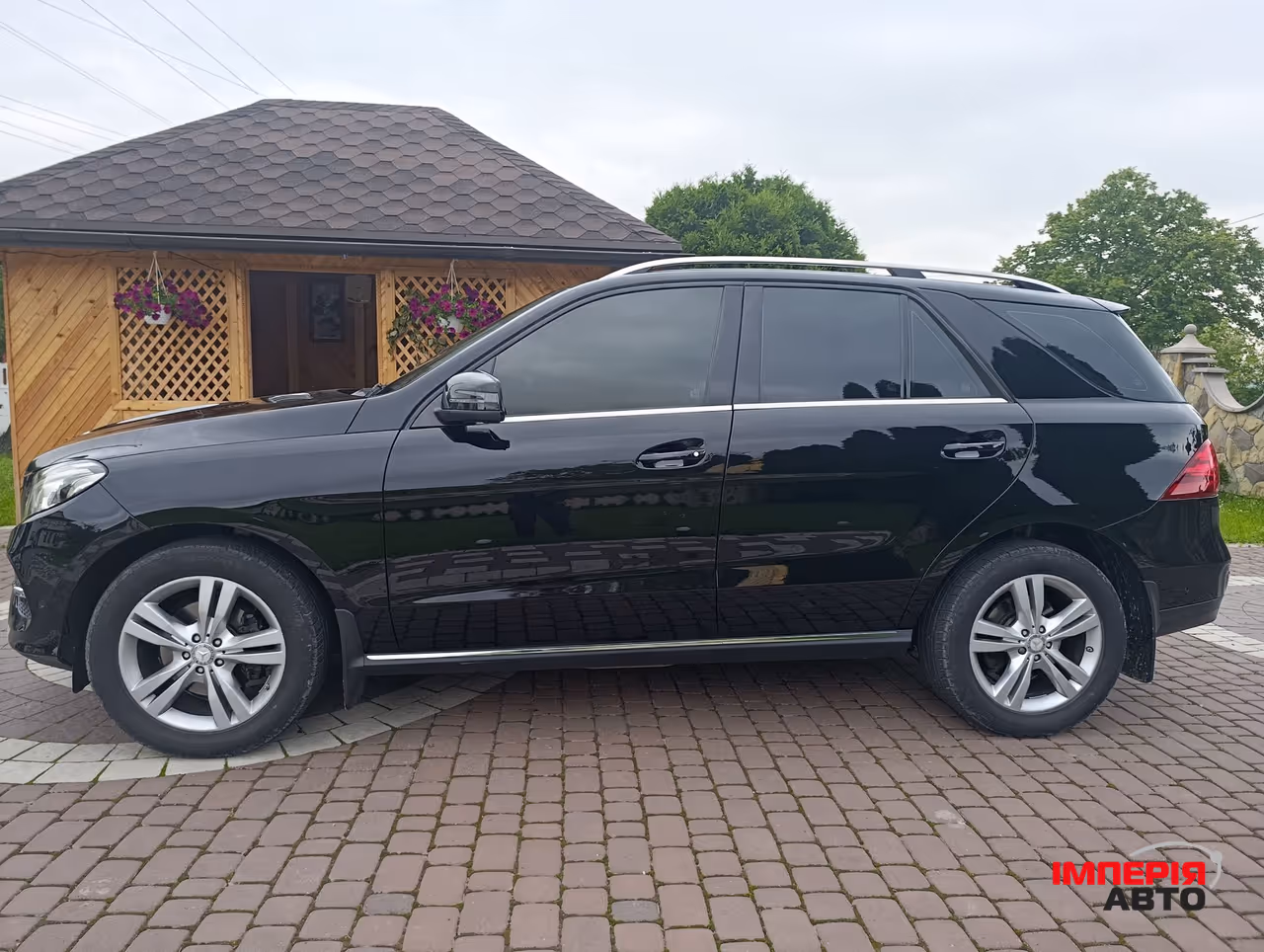 Mercedes-Benz GLE - фото 3