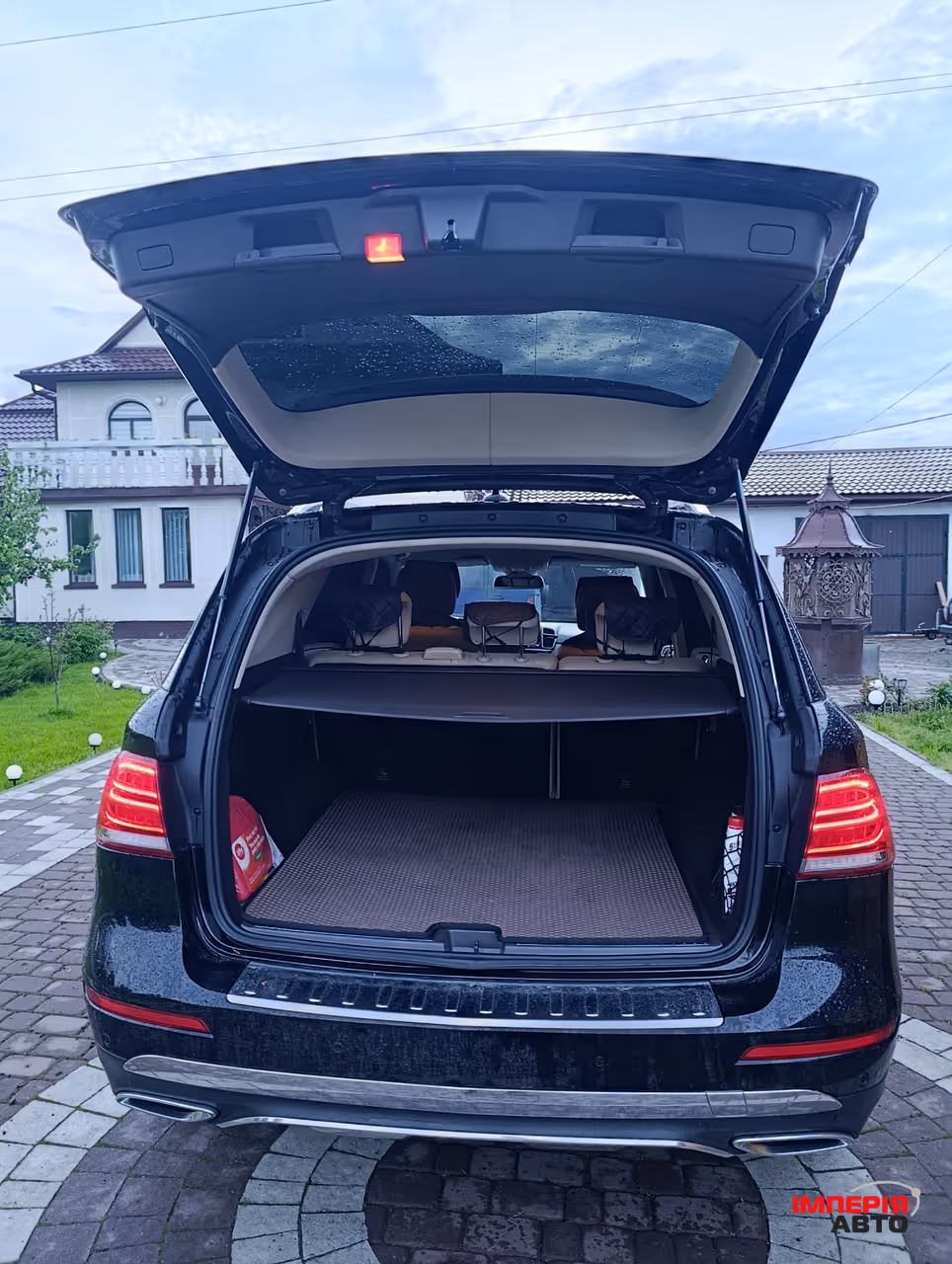 Mercedes-Benz GLE - фото 7