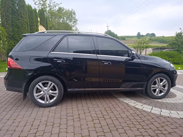 Mercedes-Benz GLE - зображення 2