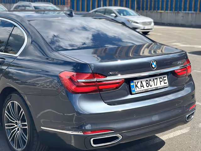 BMW 7 серії - зображення 5