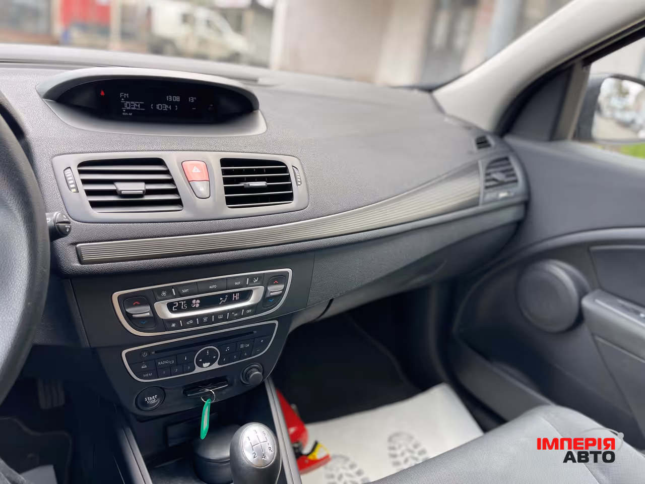 Renault Megane - фото 20