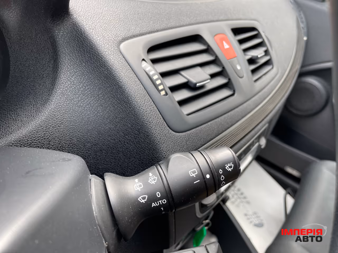 Renault Megane - фото 22