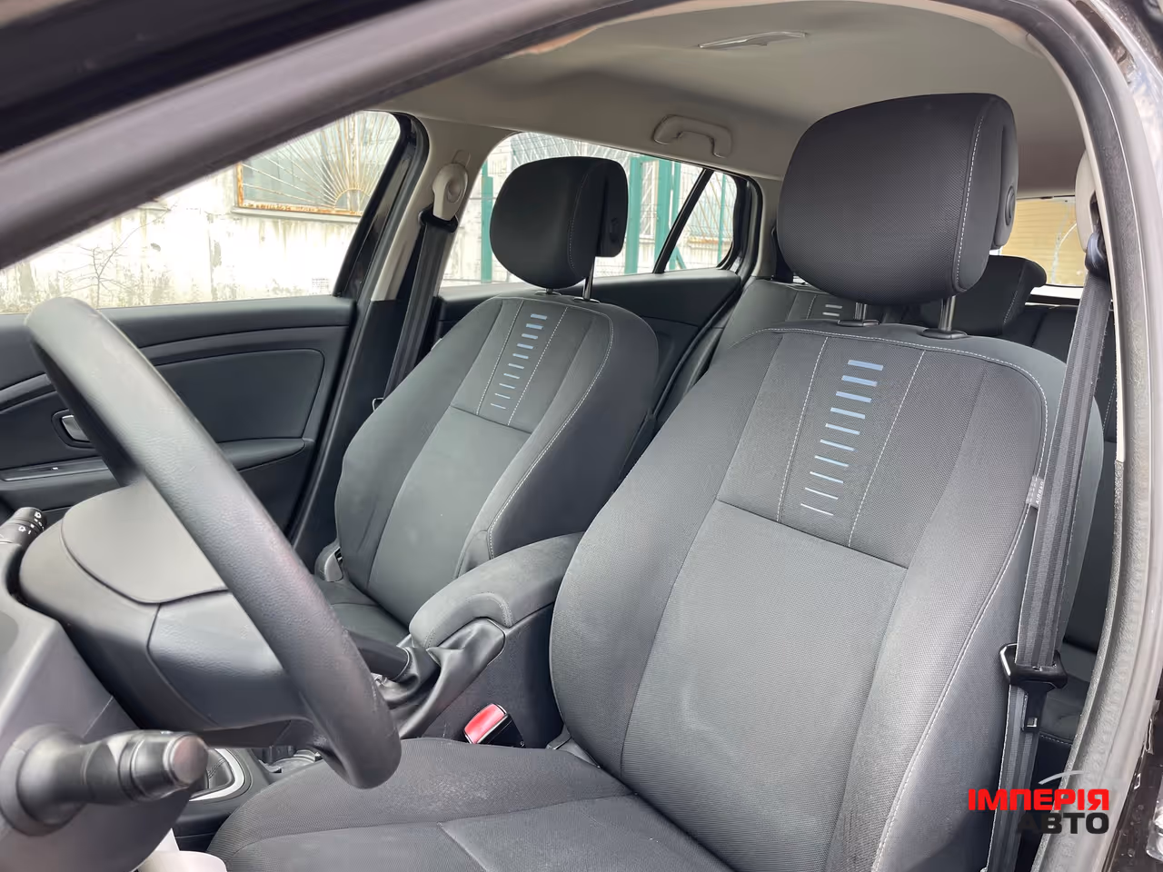 Renault Megane - фото 17