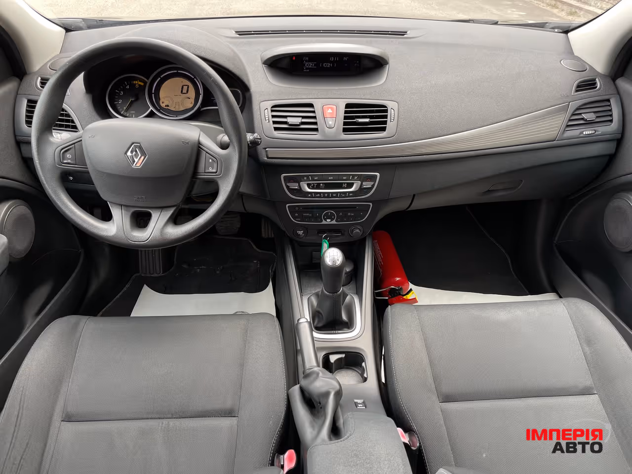 Renault Megane - фото 3