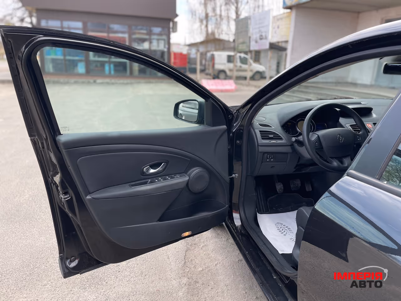 Renault Megane - фото 13
